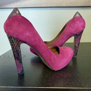 Donald Pliner ‘Dawn’ Heels